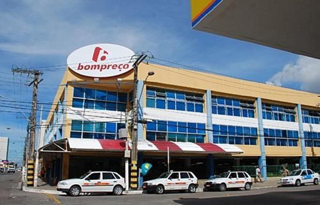 BEIRA MAR PAJUÇARA COM VARANDA E VISTA apto 603 Apartamento *